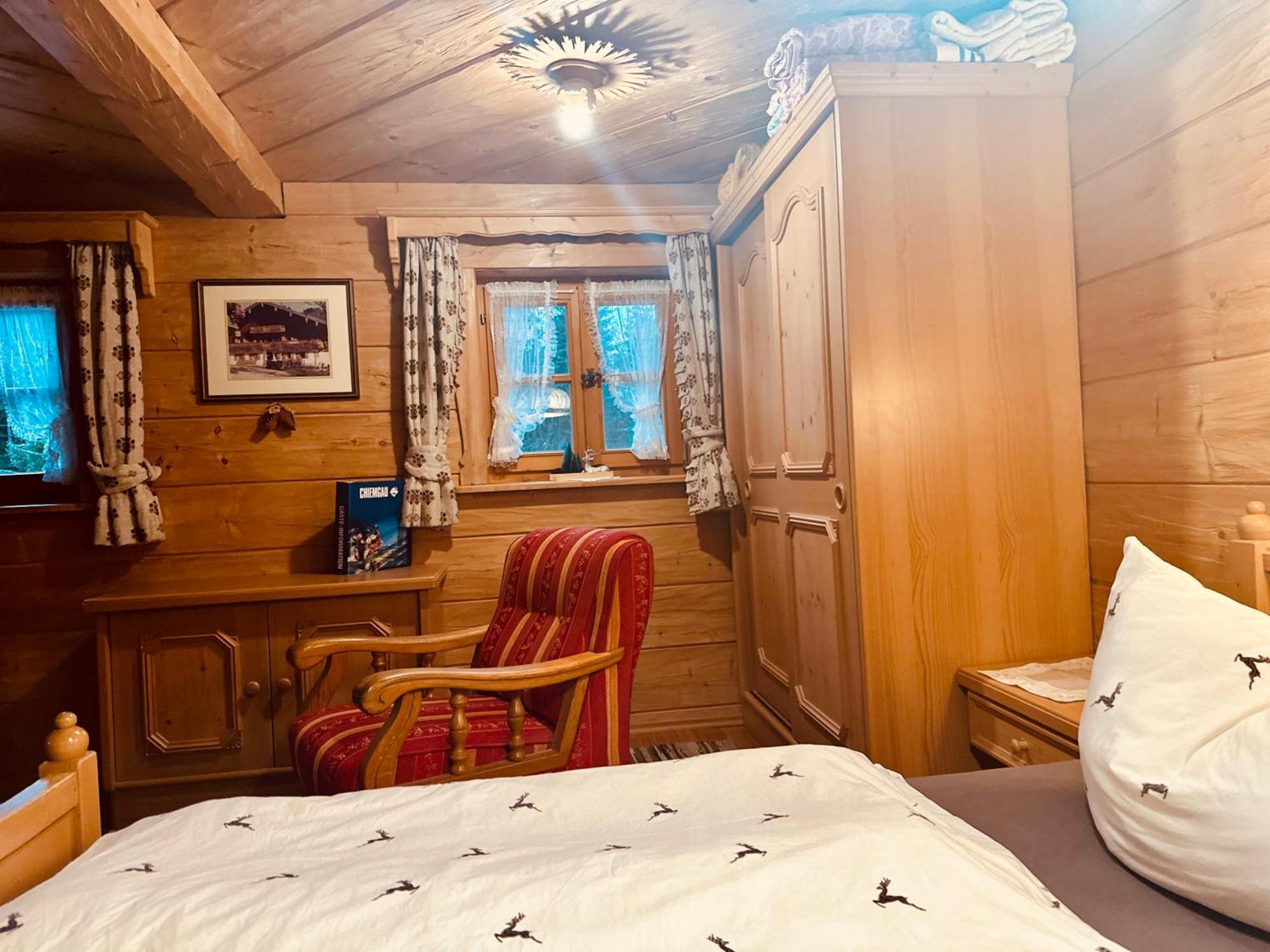 Almbruennerl Die Almhuette Auf Der Raffner Alm Ruhpolding Esterno foto