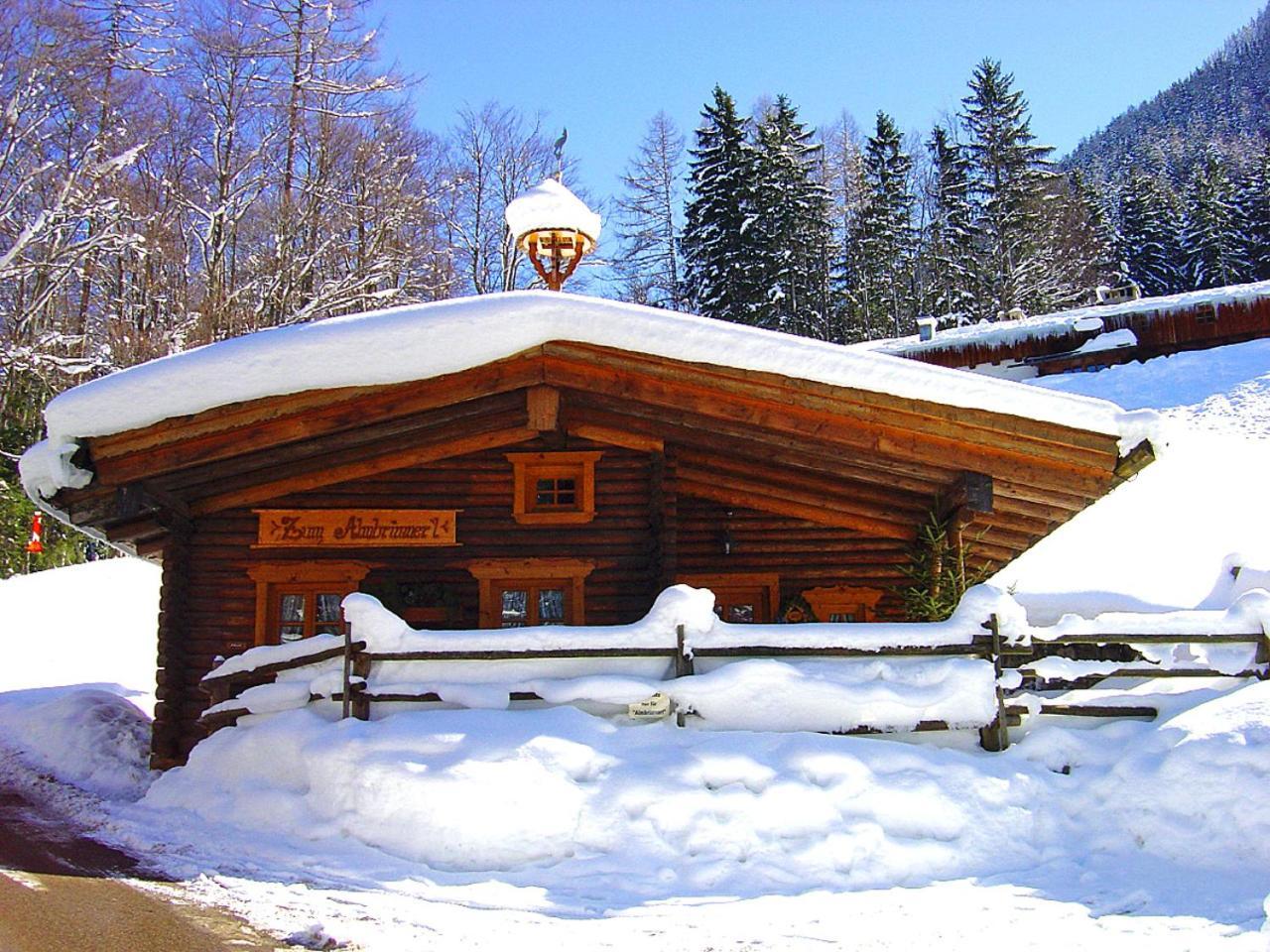 Almbruennerl Die Almhuette Auf Der Raffner Alm Ruhpolding Esterno foto