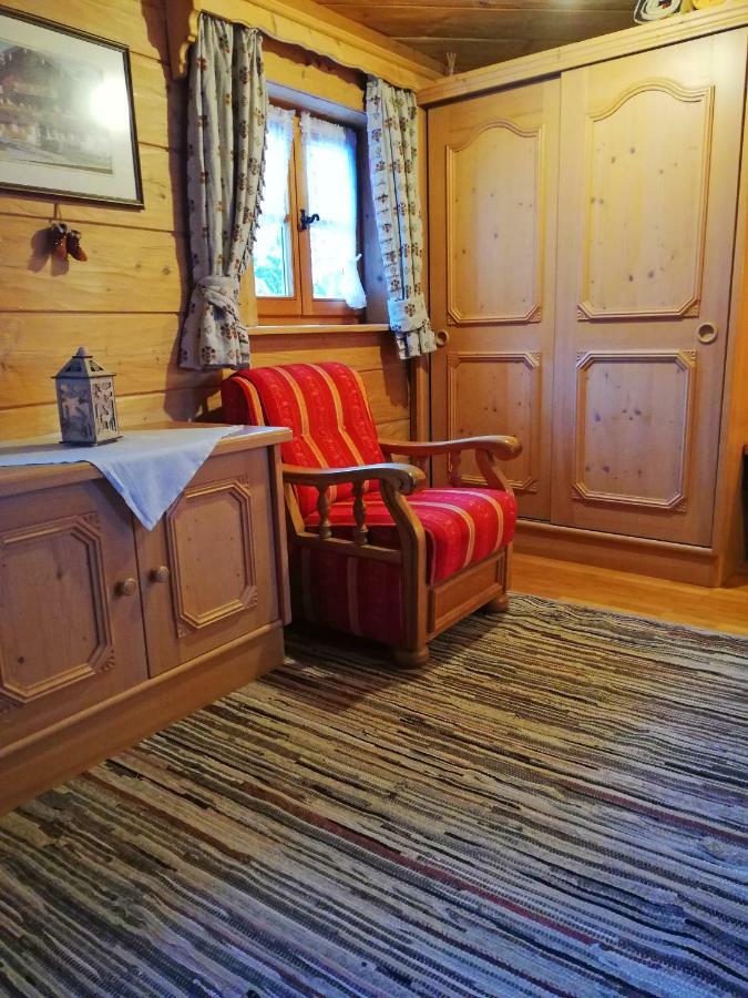 Almbruennerl Die Almhuette Auf Der Raffner Alm Ruhpolding Esterno foto